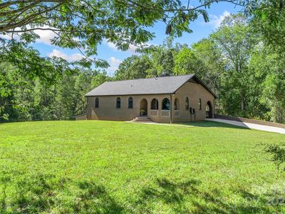 2107 Saint James Church Rd, Newton, NC, 28658