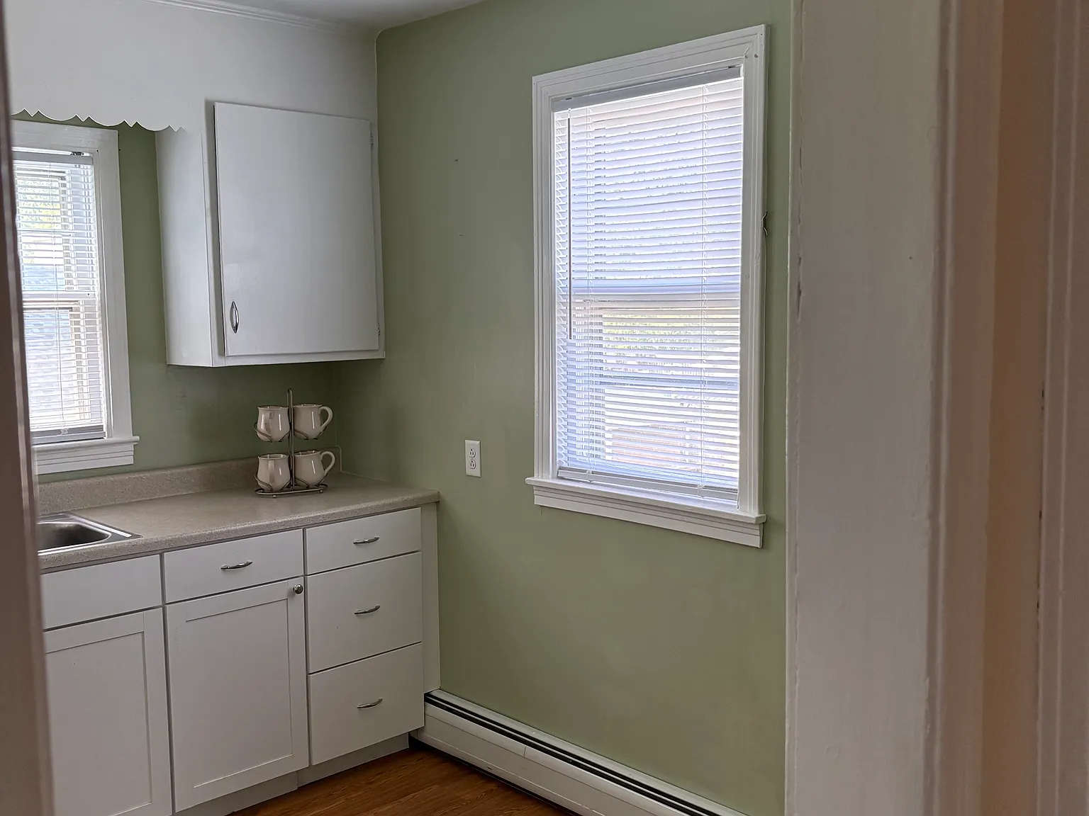 1 bed, 800 sqft, $1,750 — Photo 4