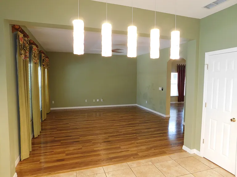 2320 Darlin Cir — Photo 17