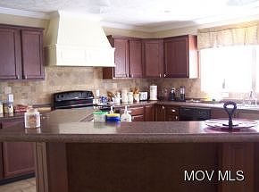 235124_4