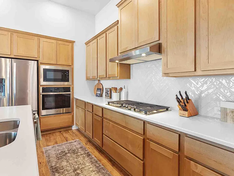 220 Basket Flower Loop — Photo 12