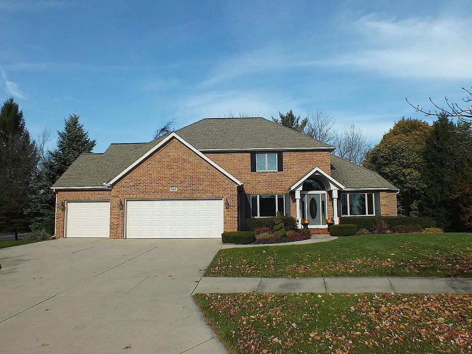 1st image of 557 Jasmine Dr