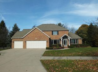 557 Jasmine Dr, Holland, MI 49423