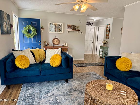 4th image of 318 County Shed Rd