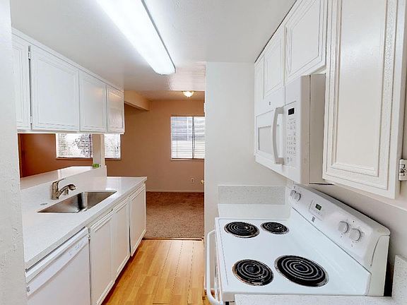 4th image of 1170 Bryce Way