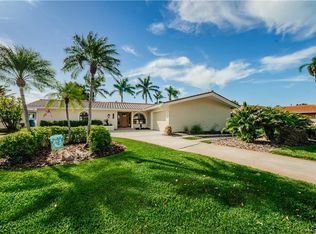 2220 Mermaid Point NE, Saint Petersburg, FL 33703