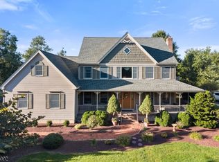 23 Milburn Dr, Hillsborough Twp., NJ 08844