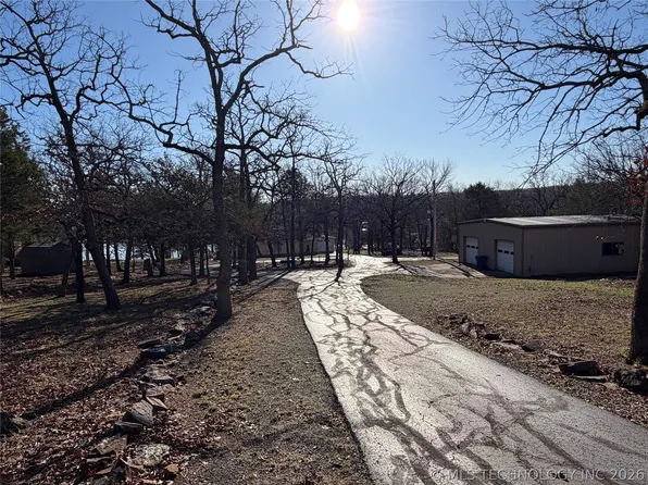 215 Murphy Dr, Canadian, OK 74425