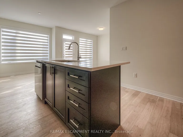 104 Settlers Rd E — Photo 10