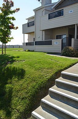 2nd image of 1201 Glen Cove Pkwy APT 1108