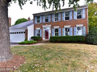 14818 Hunting Path Pl, Centreville, VA 20120
