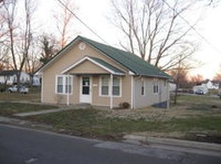 1204 S Roache St, California, MO 65018