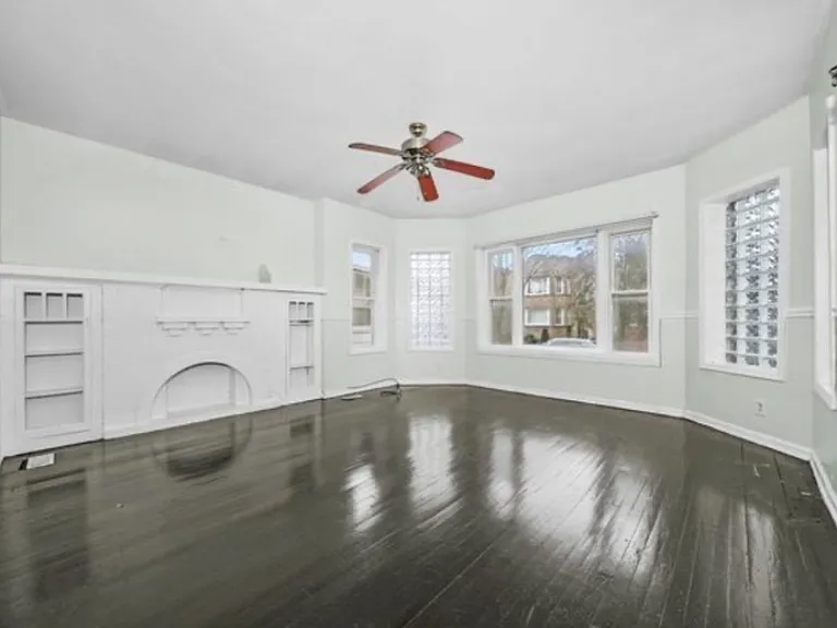 8352 S Peoria St #1 — Photo 3