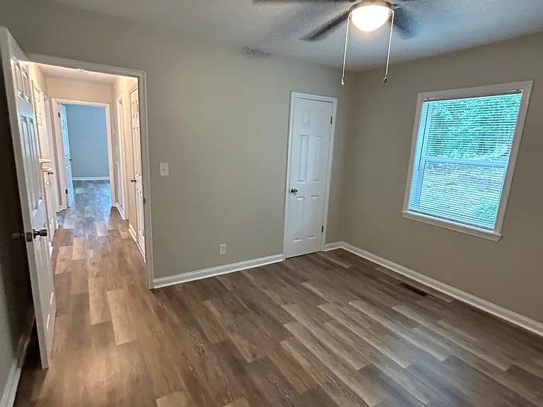 1000 McHann Dr — Photo 19