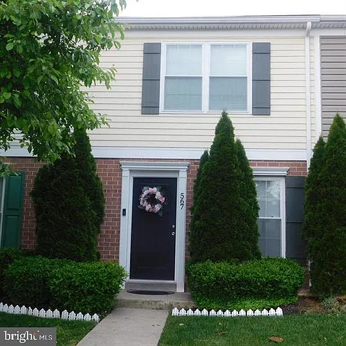 567 Lancaster Pl #567 Photo 1