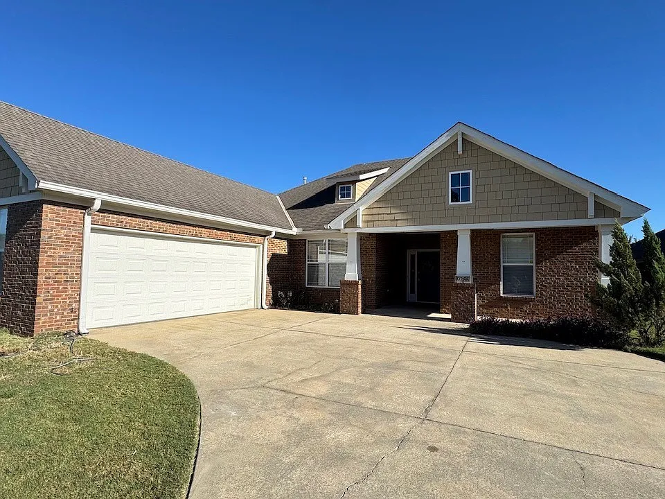 9255 Whispine Ct