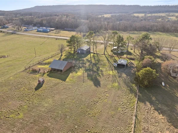16932 S Highway 59, Lincoln, AR 72744
