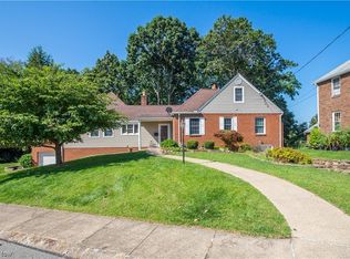3565 Riverview Dr, Weirton, WV 26062