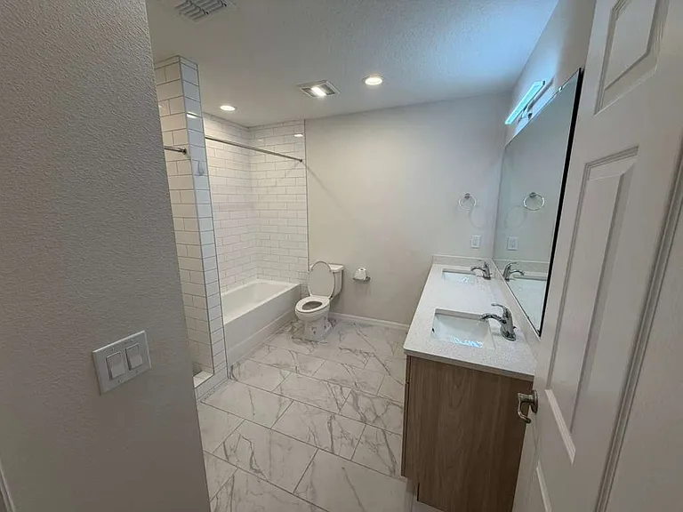 2124 Penny Ln — Photo 10