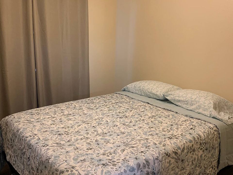 2nd image of 8605 Vernon St APT 4
