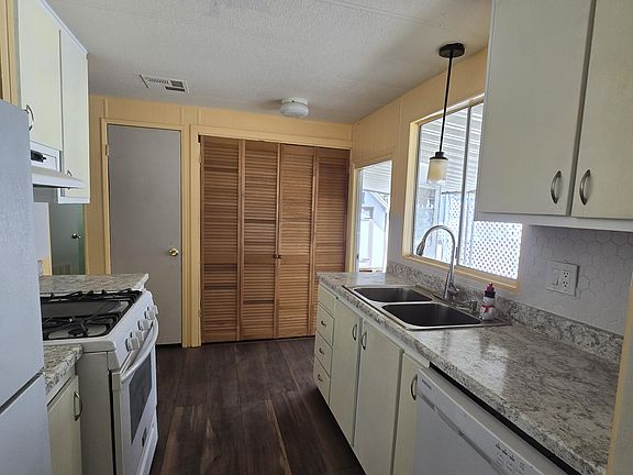 5th image of 205 W BELL Road #246