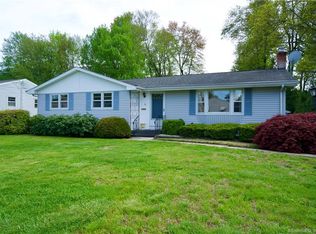 83 Red Top Dr, West Hartford, CT 06110