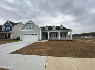 333 Oleander Dr, Greenville, NC 27858