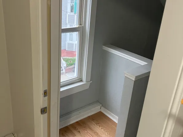 142 W Clifford St Floor 3, Providence, RI 02907