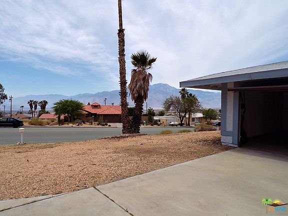 3rd image of 66832 Mission Lakes Blvd