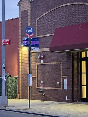 Rented by Voro Purple LLC | media 25