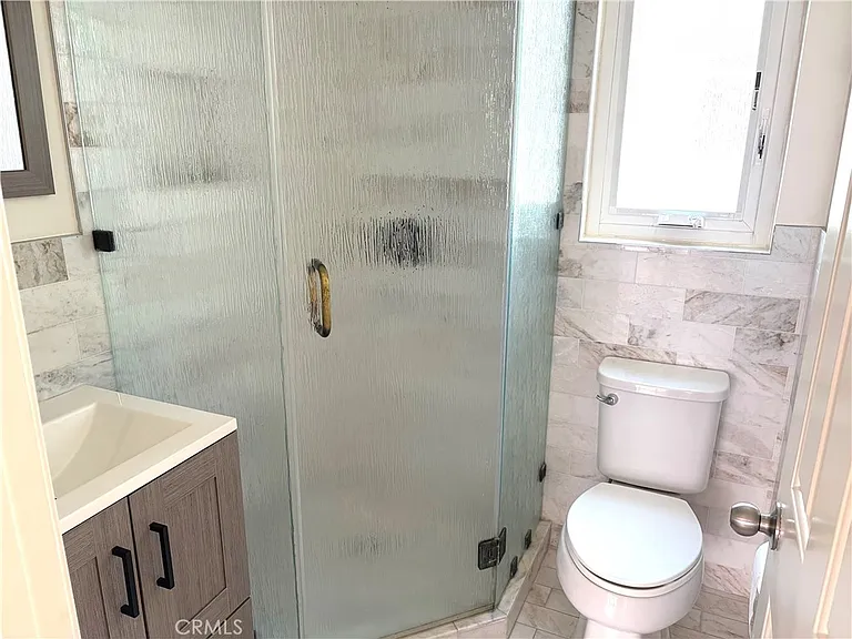425 S Catalina Ave #4 — Photo 19