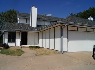 6918 E Farmview Ln, Wichita, KS 67206