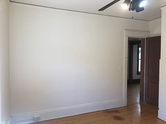 5th image of 3129-39 N Oakland Ave #18324242