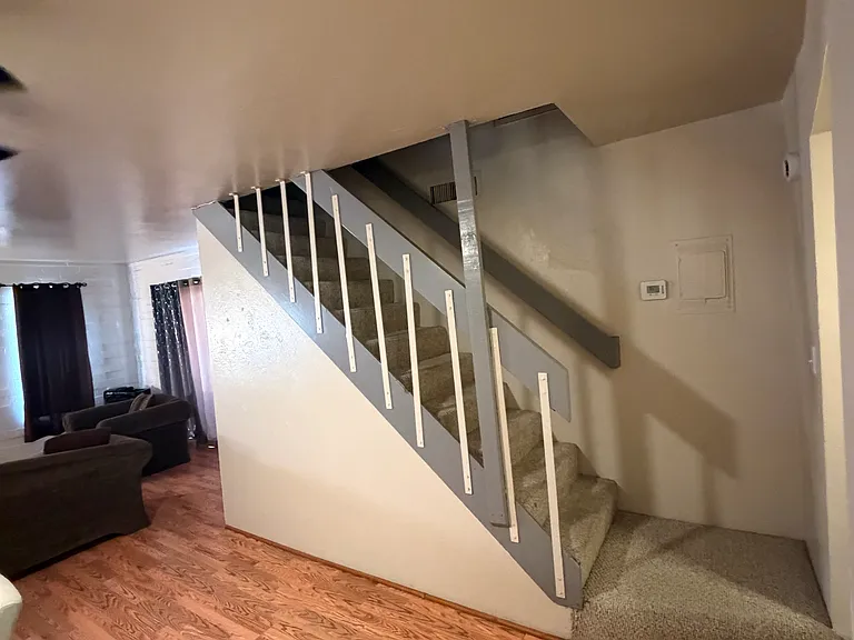 911 N Euclid Ave #207 — Photo 12