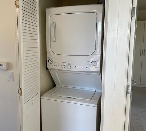 4th image of 199 Tiffany Ave APT 305