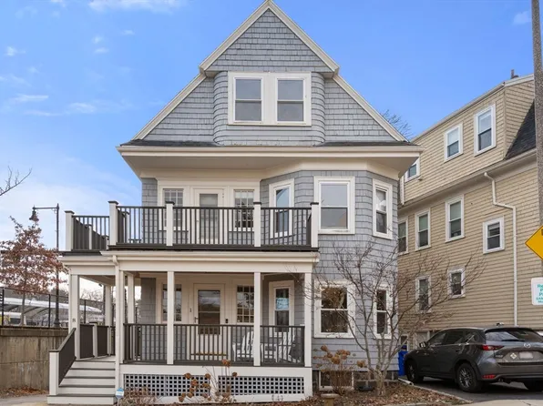 8 Asticou Rd #1, Boston, MA 02130