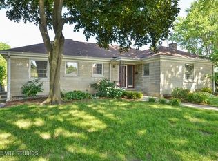 8425 Harding Ave, Skokie, IL 60076