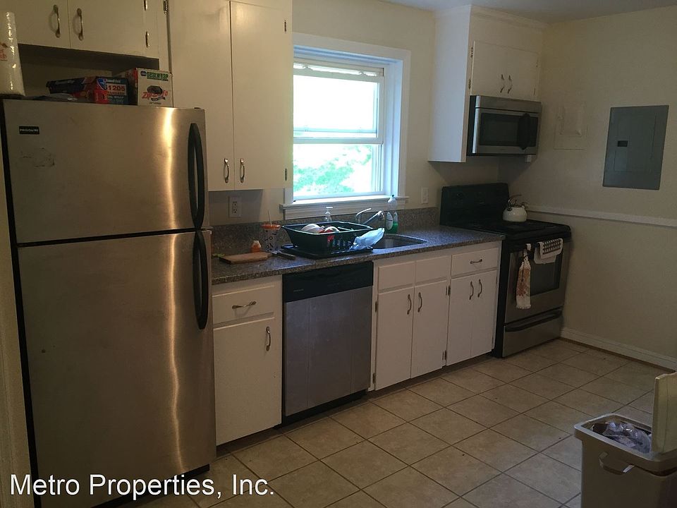 1st image of 3500 Park Ave APT 4