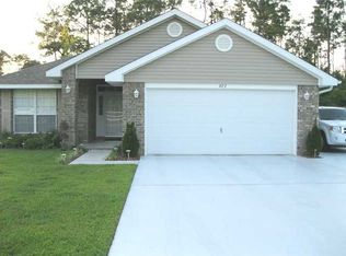 402 Tree Swallow Dr, Pensacola, FL 32503