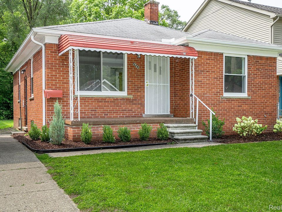 1st image of 1562 E Evelyn Ave