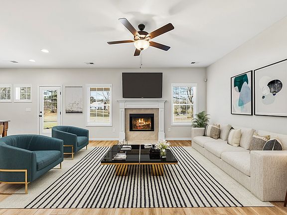 5th image of 575 Mountain View Rd #17B