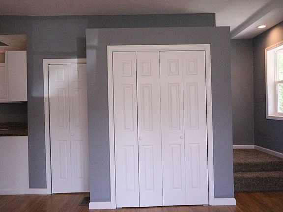 5th image of 403 Cottage Grove Ave