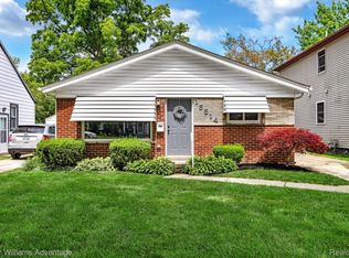 15514 Leona Dr, Redford, MI 48239