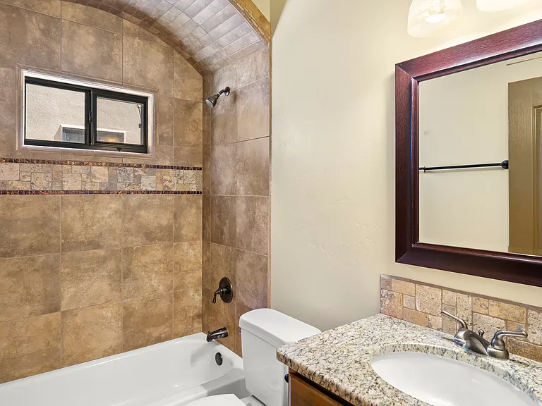 3950 Agua De Vida Dr — Photo 24