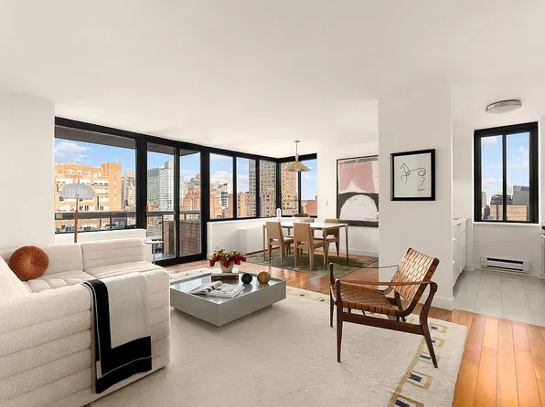 300 E 62nd St APT 1604, New York, NY 10065