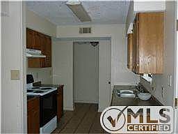 5th image of 4036 Walnut Park Cir