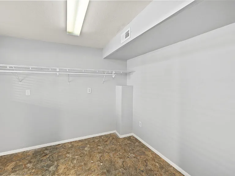 304 Cielo Vista St — Photo 31
