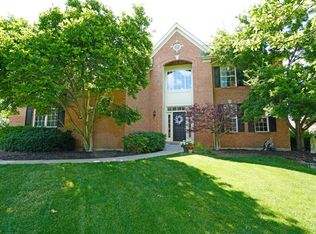 10701 Woodgate Ln, Cincinnati, OH 45242