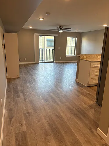 Floor plan 215