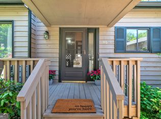 516 Gardenia Ln, Marietta, GA 30068